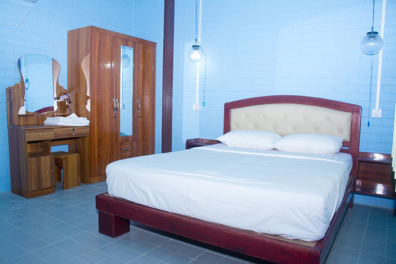 Wun Tawp Garden Hotel Myitkyinā Buitenkant foto
